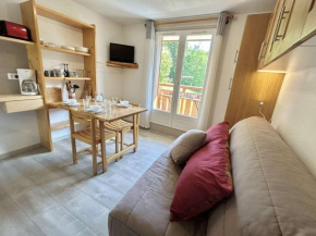 Studio cosy avec alcôve et parking, Demi-Quartier - FR-1-597-110